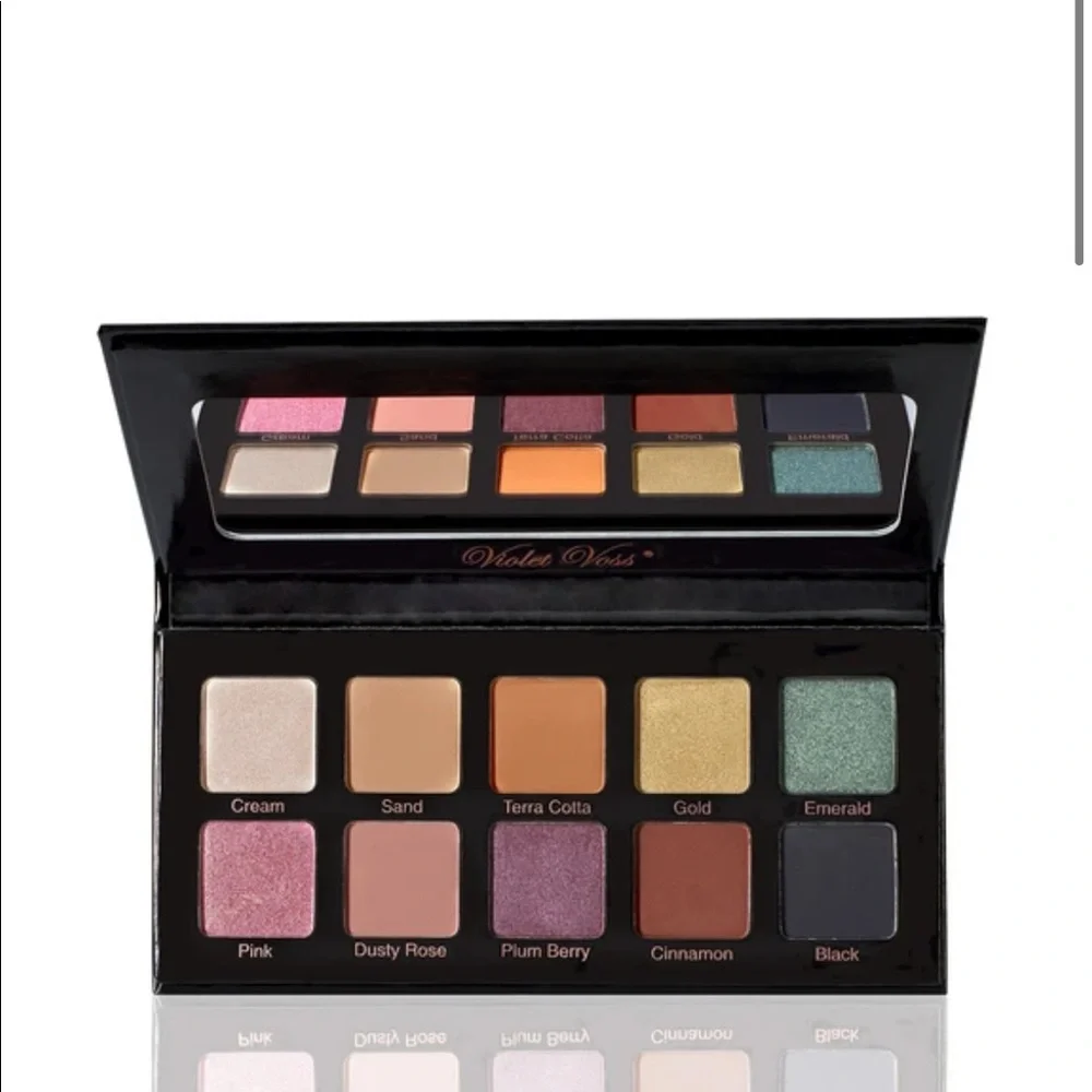 Violet Voss brand new